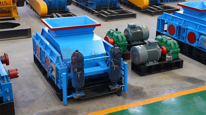 河南液壓對輥制砂機優(yōu)勢多多，廠家如何選擇？