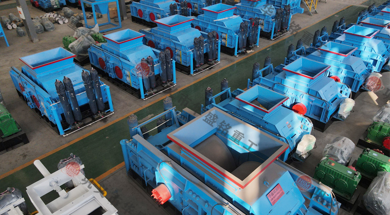 液壓對(duì)輥制砂機(jī)