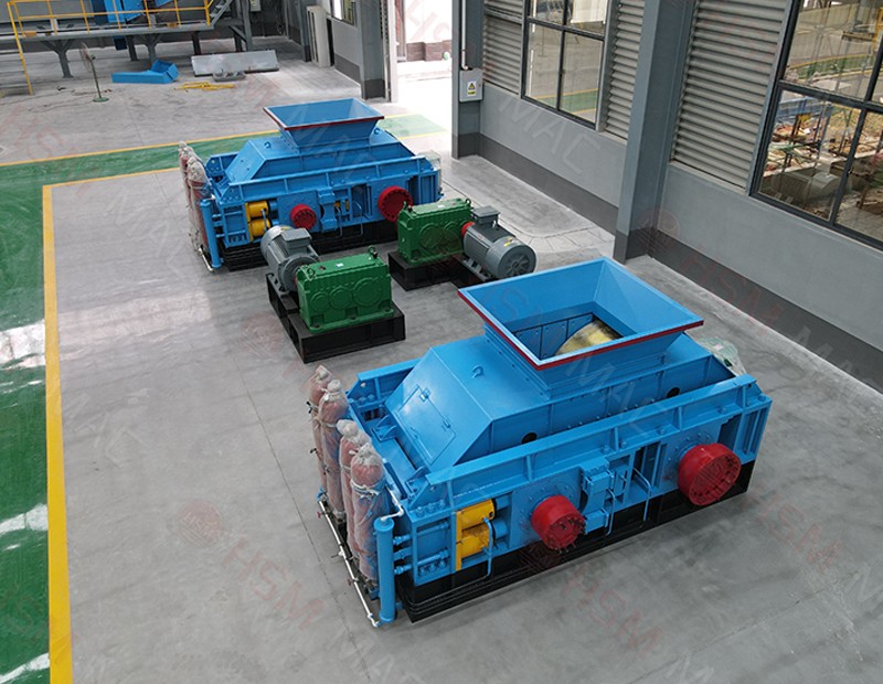 AZS 鋯剛玉輥式破碎機 AZS 鋯剛玉輥式破碎機